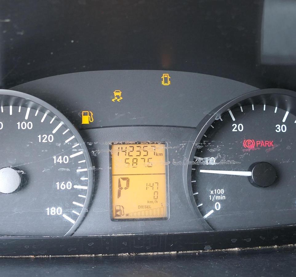 Gebraucht Mercedes-Benz SPRINTER 310 CDI MAXI EURO-5 KOFFER REGALE KAMERA DURCHGANG