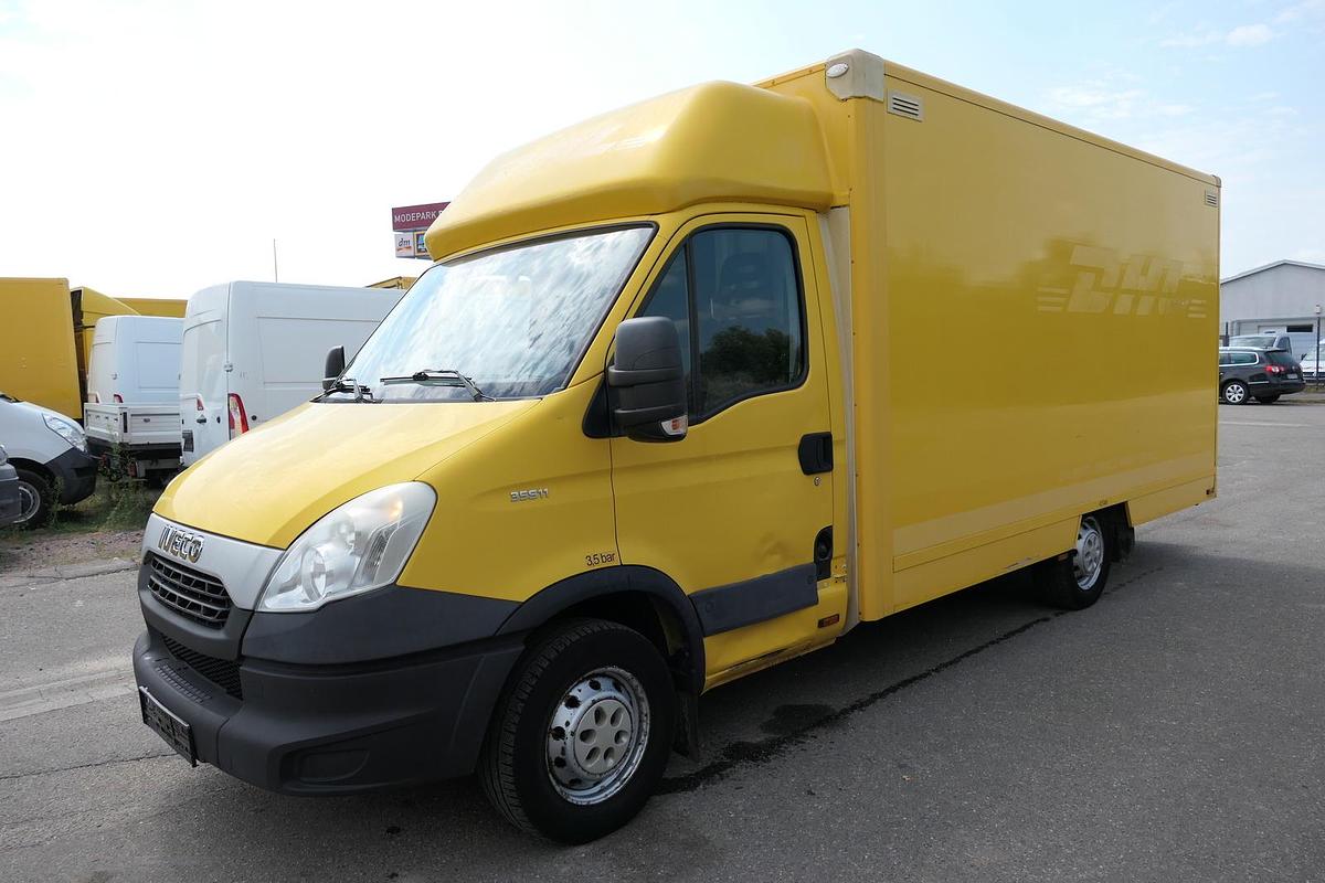 Gebraucht Iveco Daily 35 S11 C30C AUTOMATIK KAMERA Regale LUFT DURCHGANG EURO-5 CoC