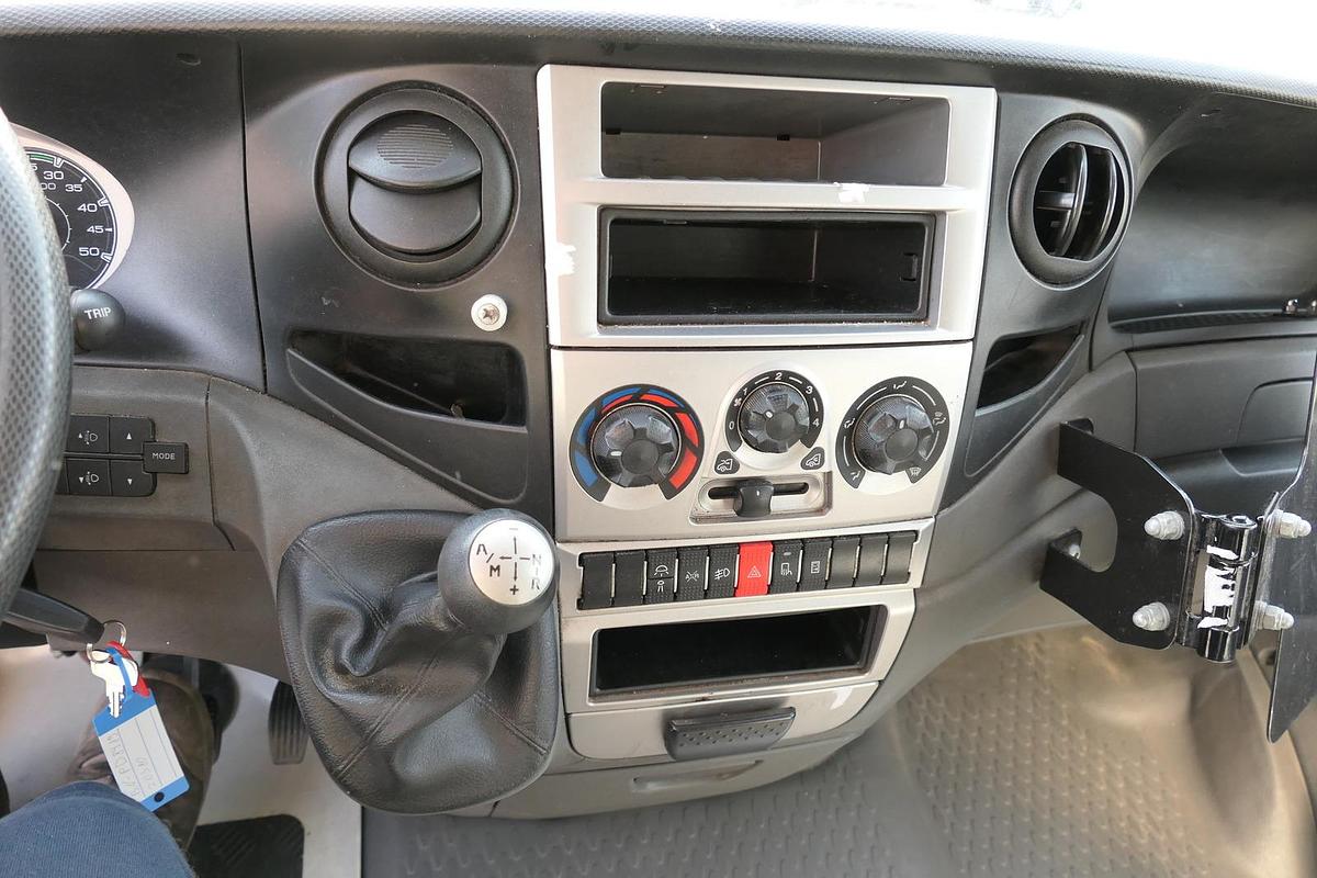 Gebraucht Iveco Daily 35 S11 C30C AUTOMATIK KAMERA MAXI Regale LUFT DURCHGANG