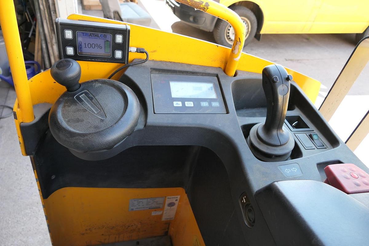 Gebraucht Jungheinrich ESE 220 Batterie 09/2018 lange Gabeln!