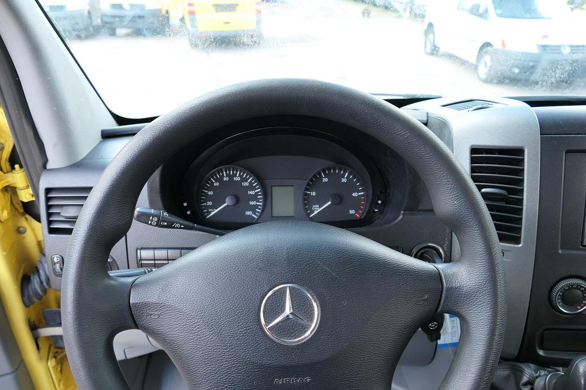 Gebraucht Mercedes-Benz Sprinter 216 CDI KLIMA - Begleitfahrzeug SCHLAFBETT