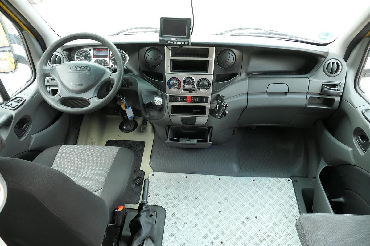 Gebraucht Iveco Daily 35 S11 C30C AUTOMATIK KAMERA MAXI Regale DURCHGANG