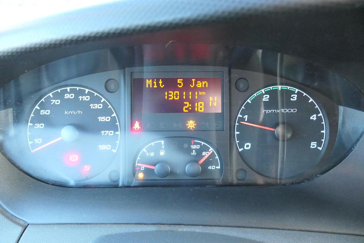 Gebraucht Iveco Daily 35 S11 C30C AUTOMATIK KAMERA Regale LUFT DURCHGANG EURO-5 CoC