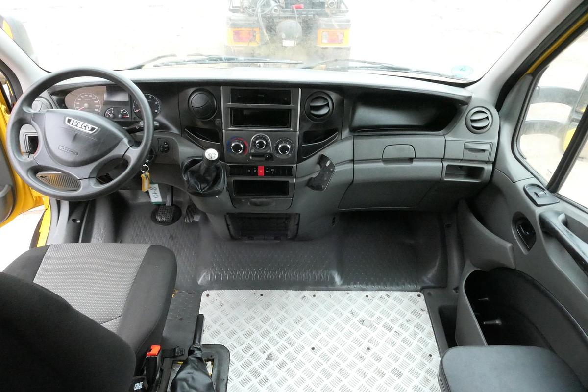 Gebraucht Iveco Daily 35 S11 C30C AUTOMATIK KAMERA Regale LUFT DURCHGANG EURO-5 CoC