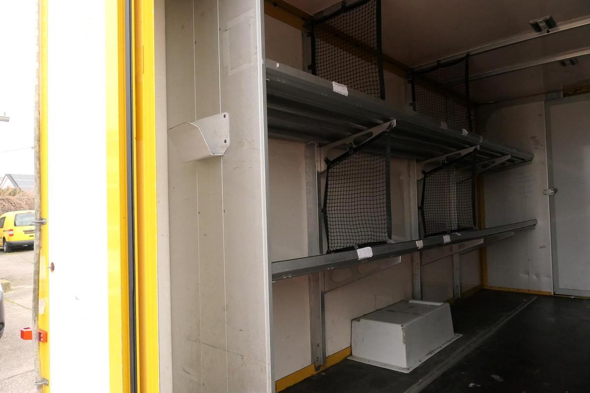 Gebraucht Iveco Daily 35 S11 C30C AUTOMATIK KAMERA MAXI Regale DURCHGANG