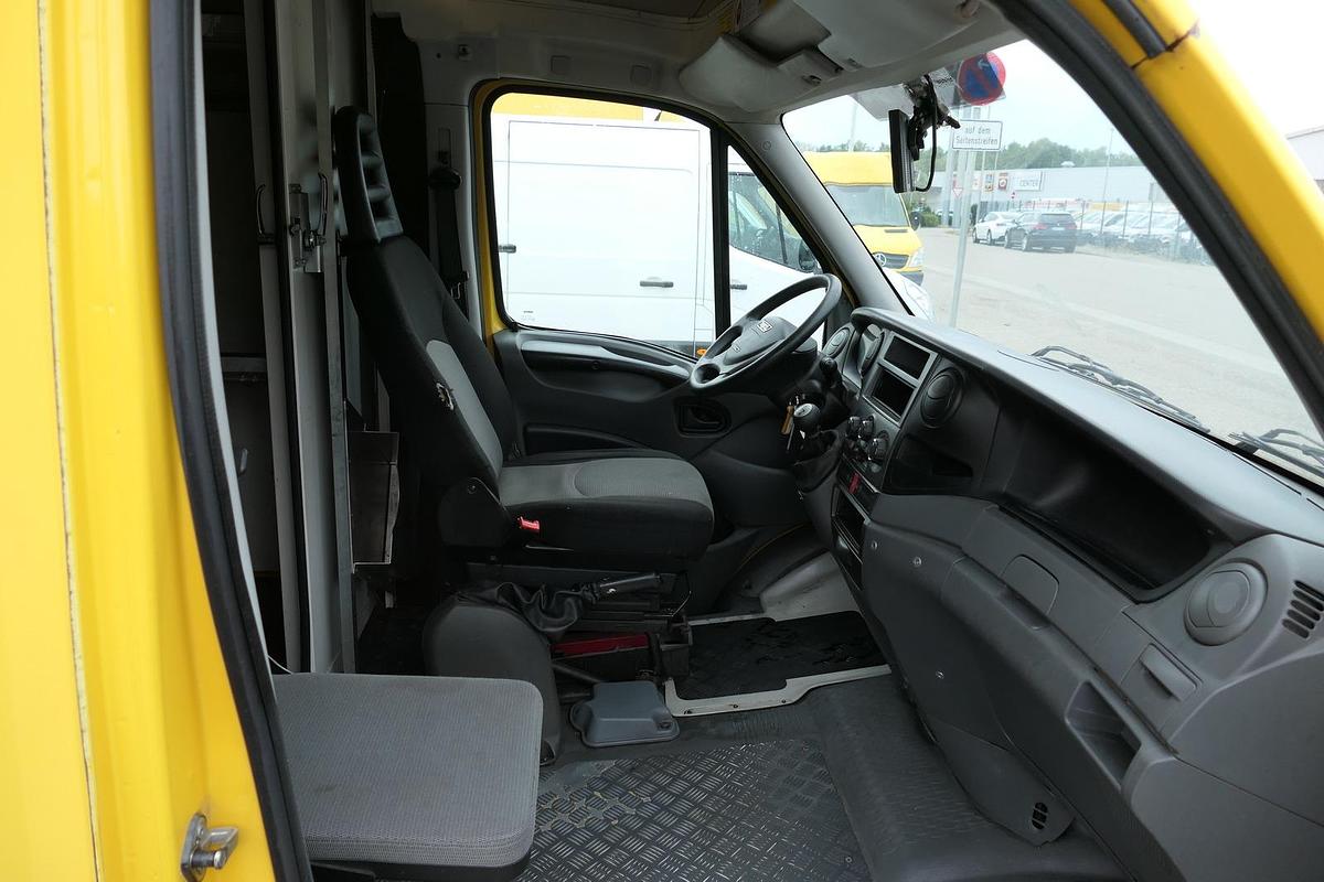 Gebraucht Iveco Daily 35 S11 C30C AUTOMATIK KAMERA Regale LUFT DURCHGANG EURO-5 CoC