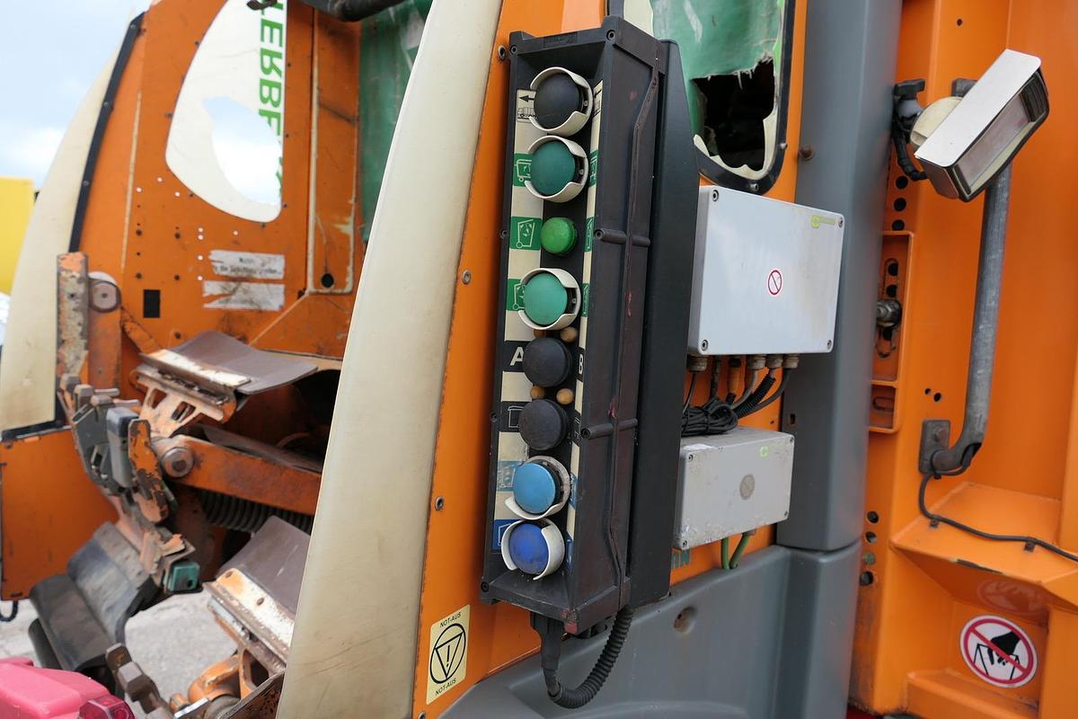 Gebraucht Mercedes-Benz 2635 NGE-L62N Econic Aufbau Zöller Medium KLIMA Lifter Terberg