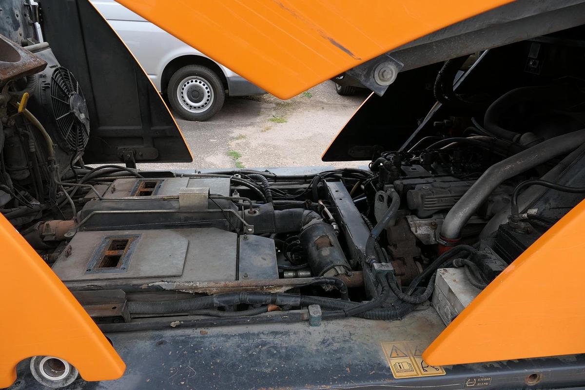 Gebraucht Johnston CN200 Sweeper