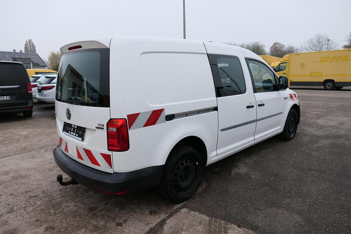 Gebraucht Volkswagen Caddy Maxi 2.0 TDI 4Motion 2-Sitzer Klima Tempomat AHK Werkstatteinbauten COC
