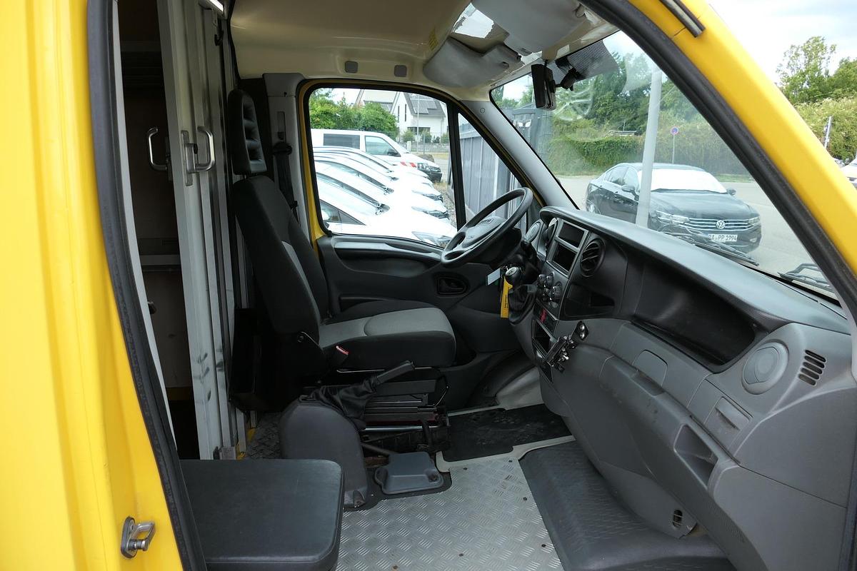 Gebraucht Iveco Daily 35 S11 C30C AUTOMATIK KAMERA Regale LUFT DURCHGANG EURO-5 CoC