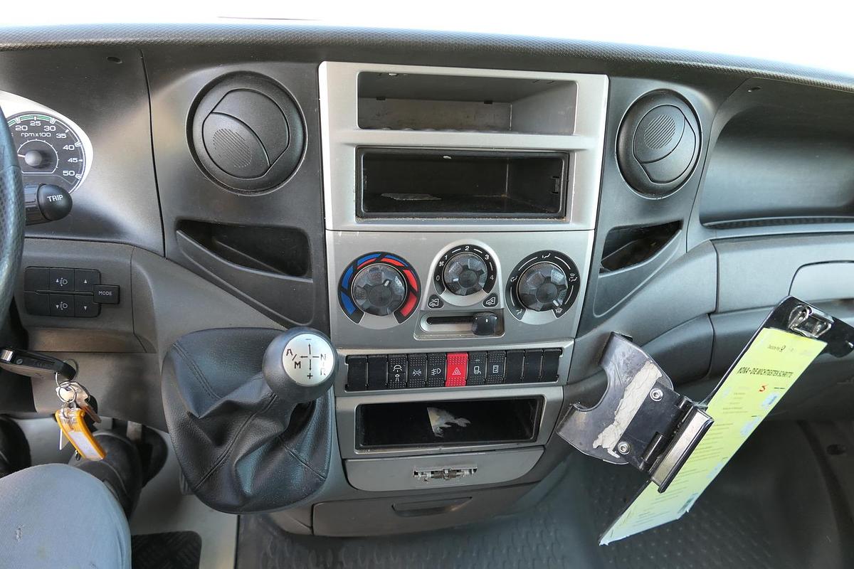 Gebraucht Iveco Daily 35 S11 C30C AUTOMATIK KAMERA MAXI Regale LUFT DURCHGANG