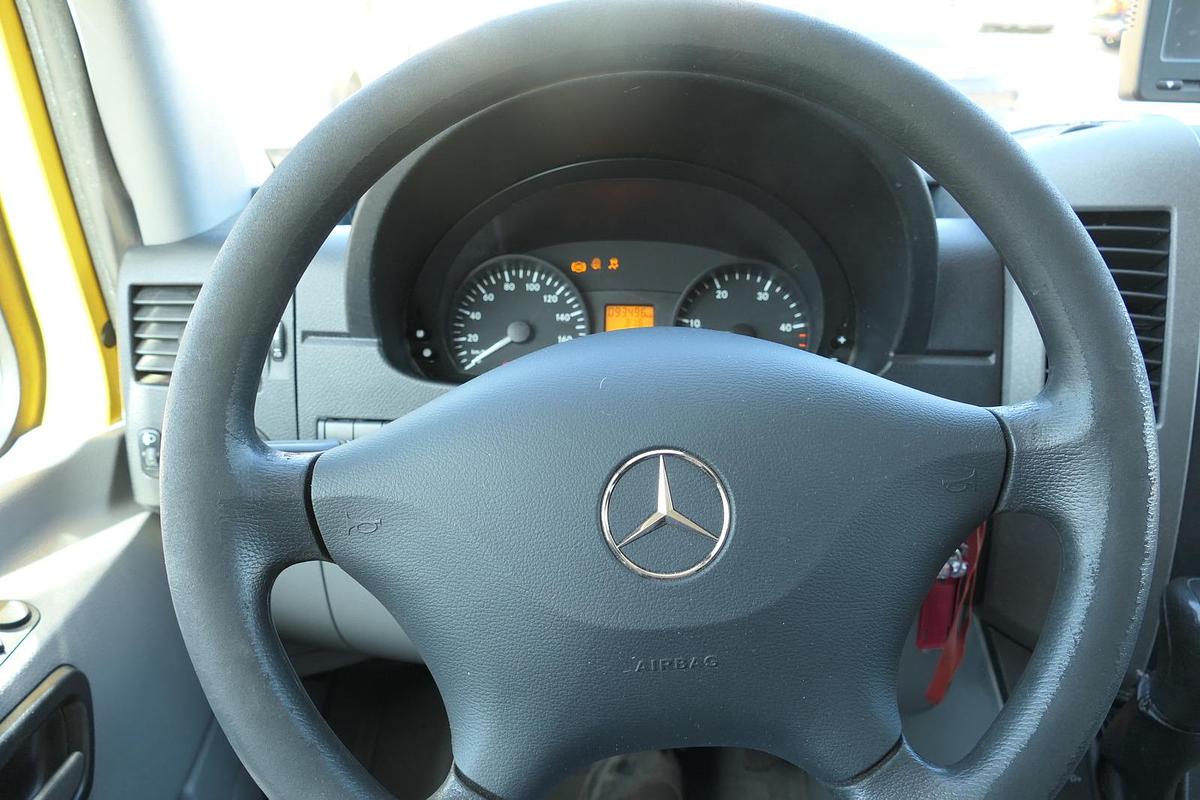 Gebraucht Mercedes-Benz SPRINTER 310 CDI MAXI EURO-5 KOFFER REGALE KAMERA DURCHGANG