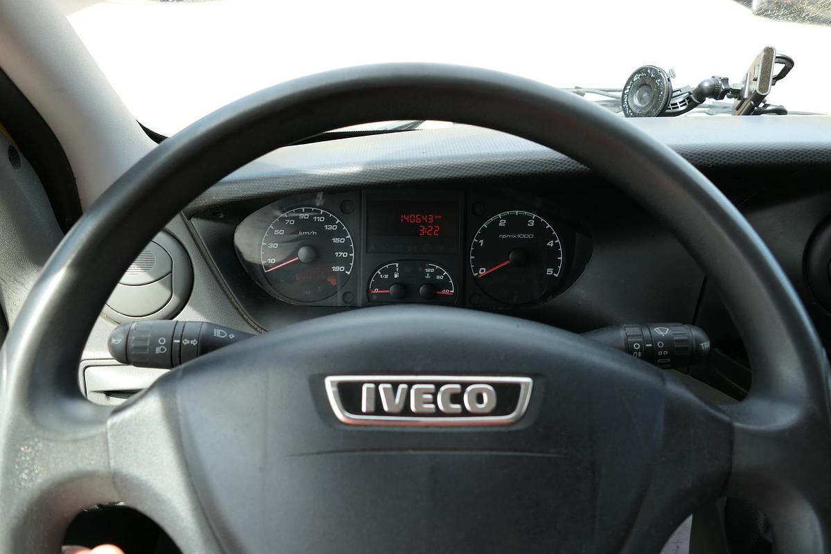Gebraucht Iveco Daily 35 S11 C30C AUTOMATIK KAMERA Regale LUFT DURCHGANG EURO-5 CoC