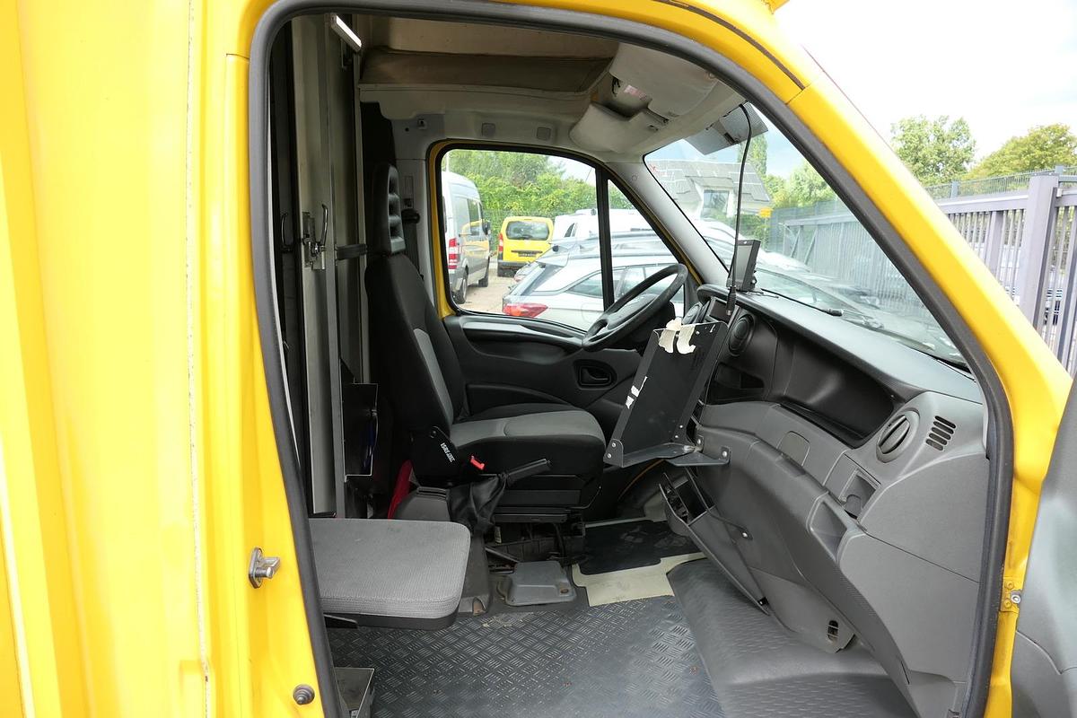 Gebraucht Iveco Daily 35 S11 C30C AUTOMATIK KAMERA MAXI KAMERA Regale LUFT - EURO 5 - CoC