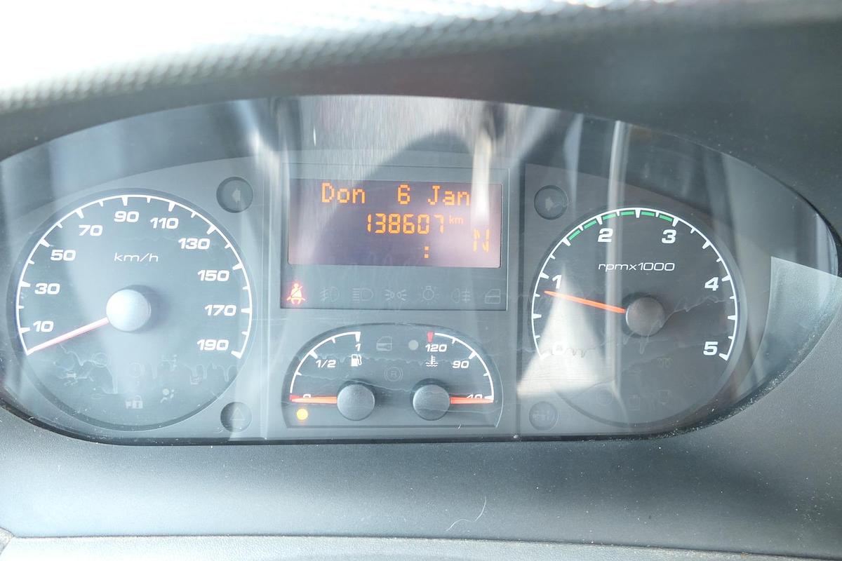 Gebraucht Iveco Daily 35 S11 C30C AUTOMATIK KAMERA MAXI KAMERA Regale LUFT - EURO 5 - CoC