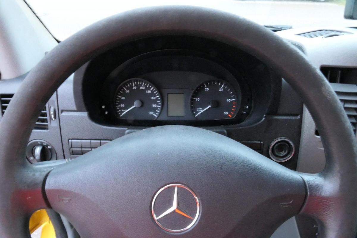 Gebraucht Mercedes-Benz SPRINTER 310 CDI MAXI EURO-5 KOFFER REGALE KAMERA DURCHGANG