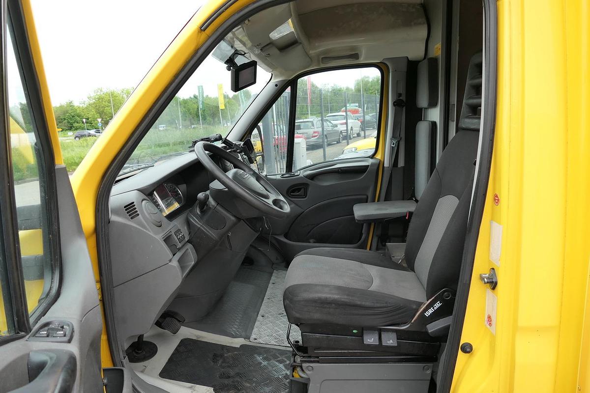 Gebraucht Iveco Daily 35 S11 C30C AUTOMATIK KAMERA MAXI Regale DURCHGANG