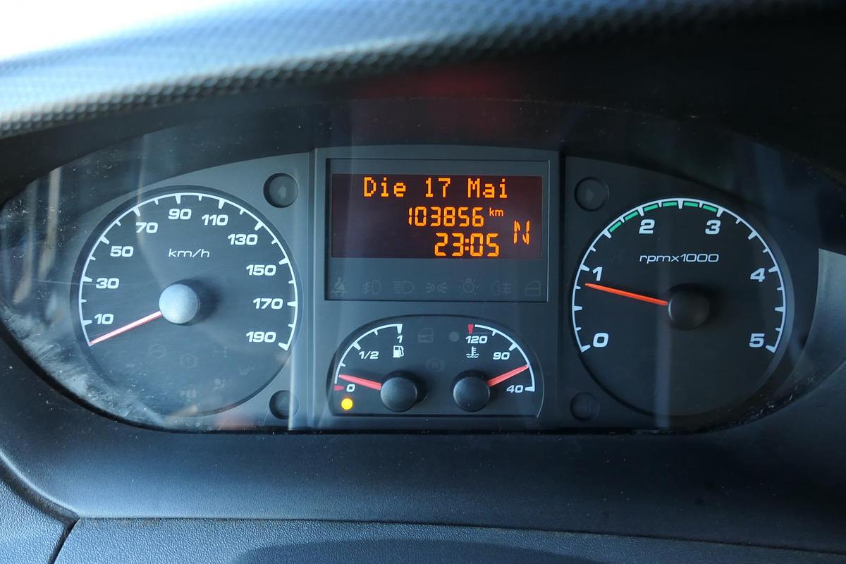 Gebraucht Iveco Daily 35 S11 C30C AUTOMATIK KAMERA Regale LUFT DURCHGANG EURO-5 CoC