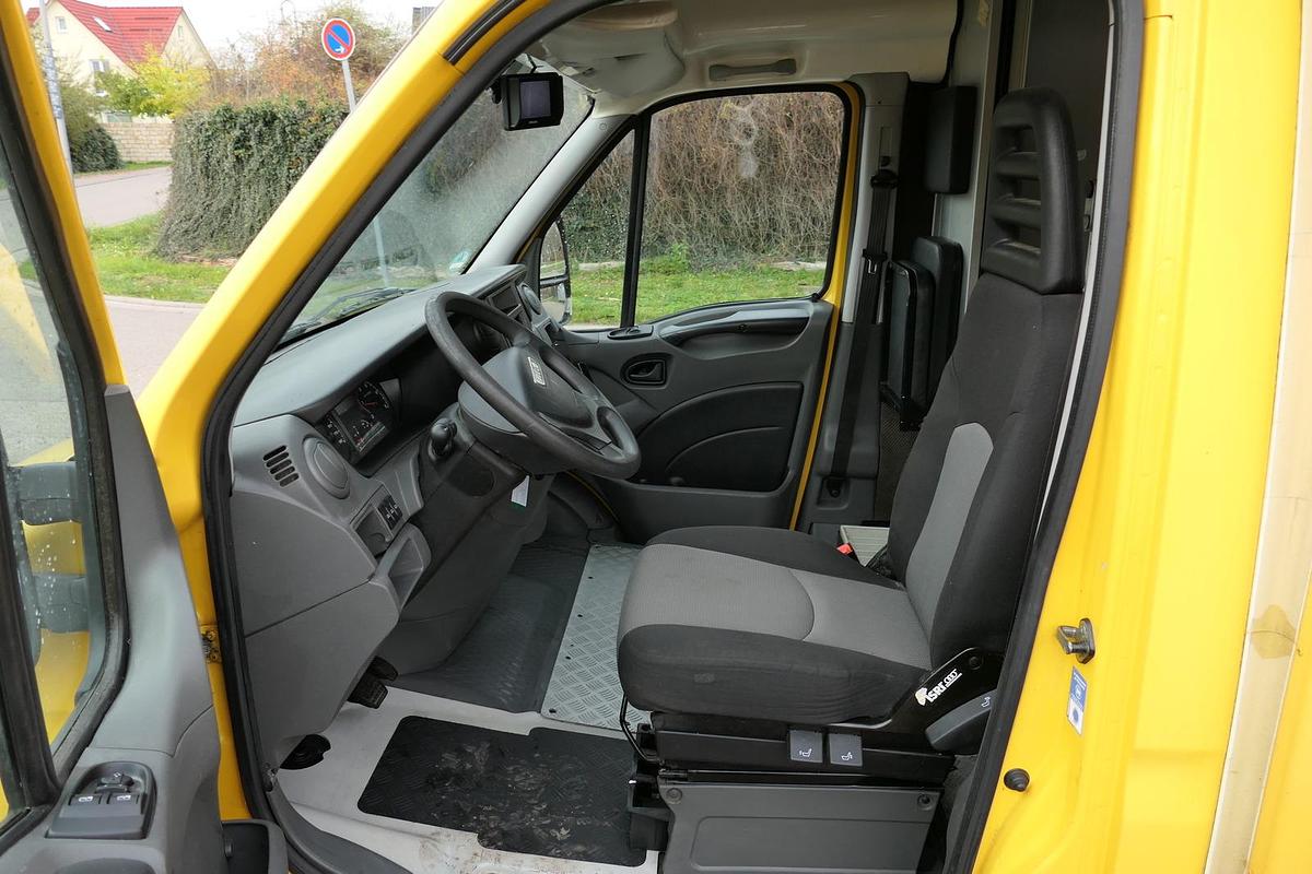 Gebraucht Iveco Daily 35 S11 C30C AUTOMATIK KAMERA Regale LUFT DURCHGANG EURO-5 CoC