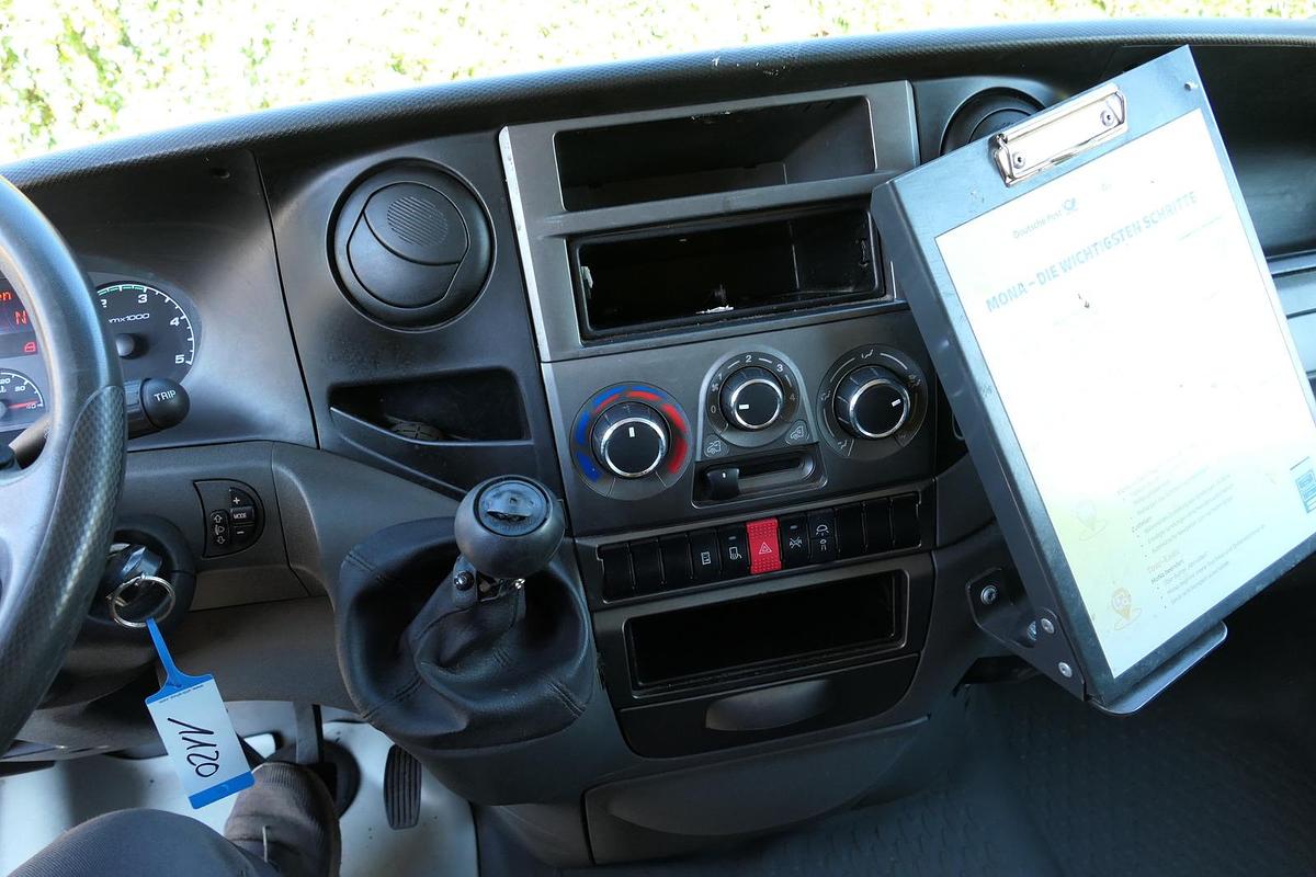 Gebraucht Iveco Daily 35 S11 C30C AUTOMATIK KAMERA Regale LUFT DURCHGANG EURO-5 CoC