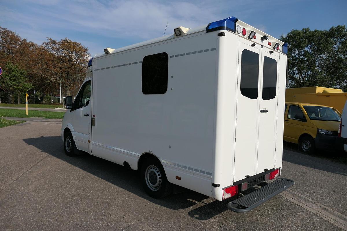 Gebraucht Mercedes-Benz 319 Sprinter 6-Zylinder Rettungswagen  Strobel