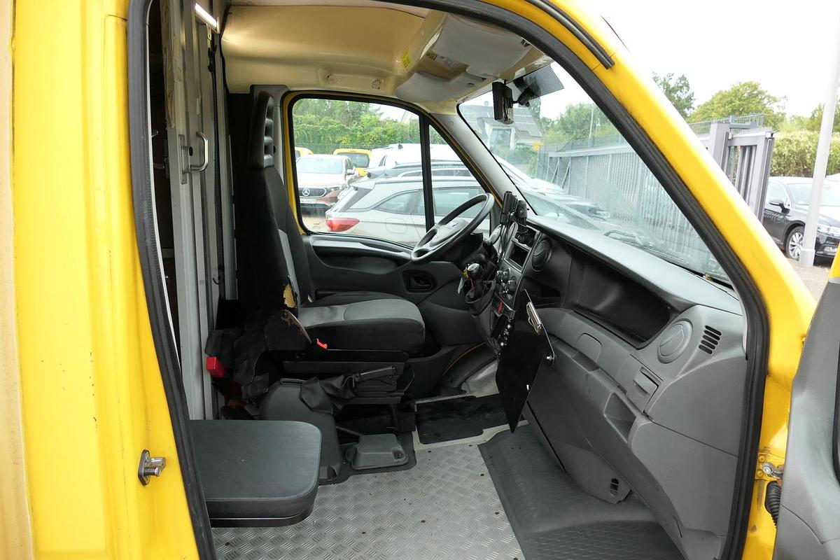 Gebraucht Iveco Daily 35 S11 C30C AUTOMATIK KAMERA MAXI Regale LUFT - EURO 5 - CoC