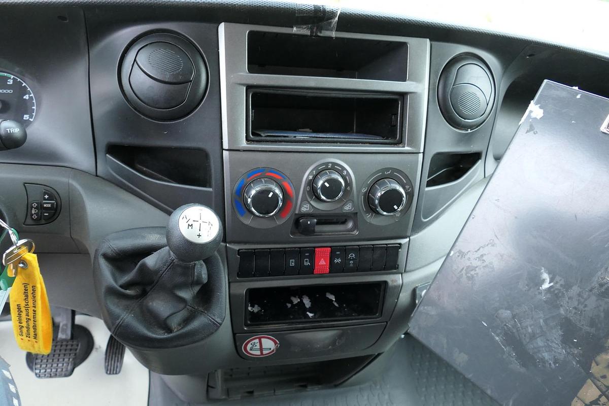 Gebraucht Iveco Daily 35 S11 C30C AUTOMATIK KAMERA Regale LUFT DURCHGANG EURO-5 CoC