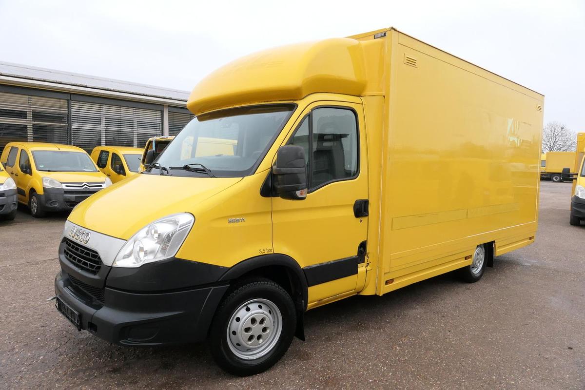 Gebraucht Iveco Daily 35 S11 C30C AUTOMATIK KAMERA Regale LUFT DURCHGANG EURO-5 CoC