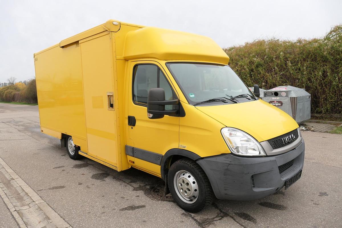 Gebraucht Iveco Daily 35 S11 C30C AUTOMATIK KAMERA MAXI Regale DURCHGANG