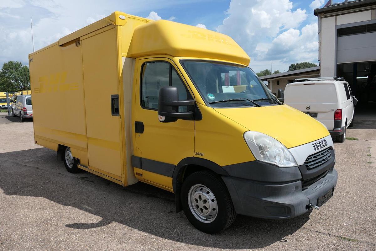 Gebraucht Iveco Daily 35 S11 C30C AUTOMATIK KAMERA Regale LUFT DURCHGANG EURO-5 CoC