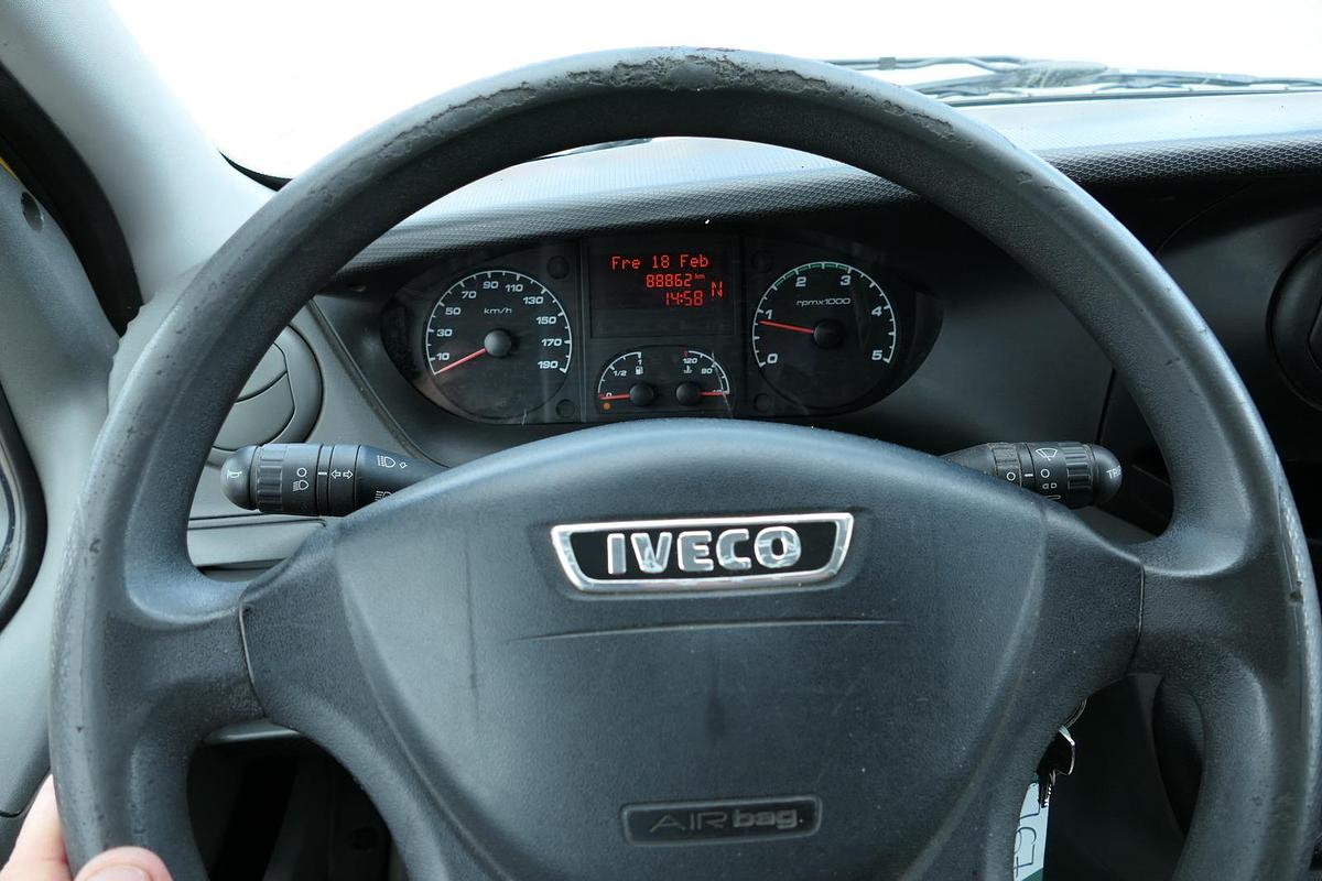 Gebraucht Iveco Daily 35 S11 C30C AUTOMATIK KAMERA Regale LUFT DURCHGANG EURO-5 CoC
