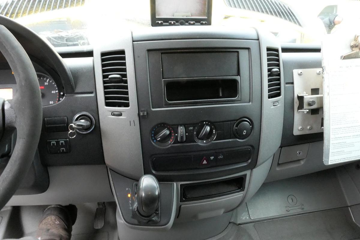 Gebraucht Mercedes-Benz SPRINTER 310 CDI MAXI EURO-5 KOFFER REGALE KAMERA DURCHGANG