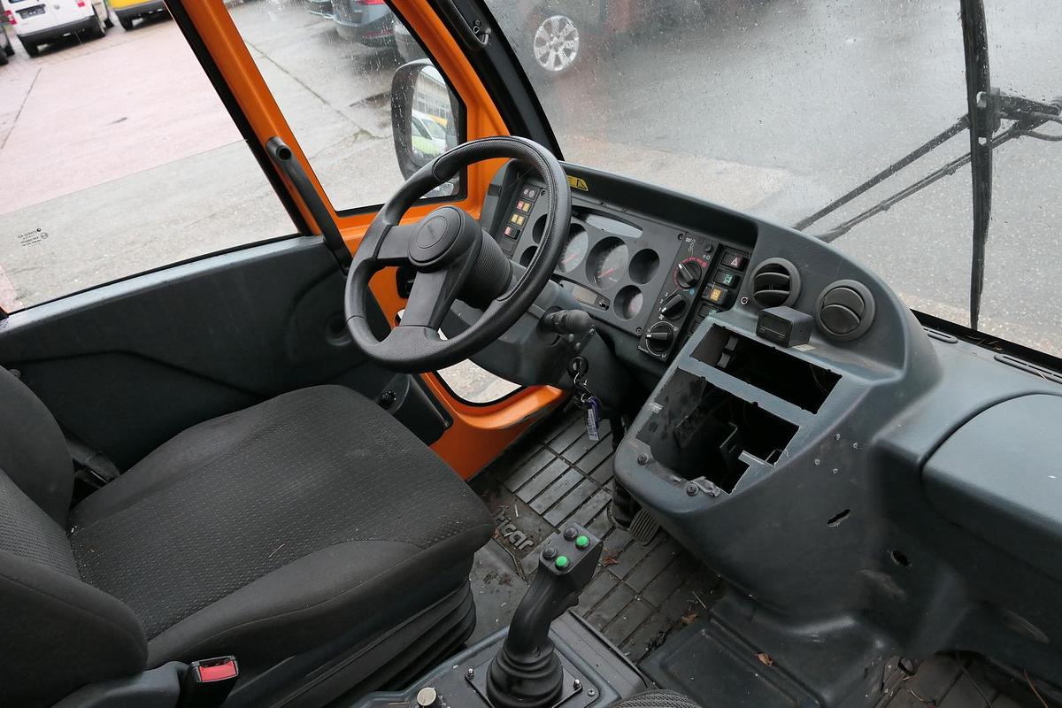 Gebraucht Multicar FUMO M30 4X4 AHK KLIMA KOMMUNALHYDRAULIK EURO 5