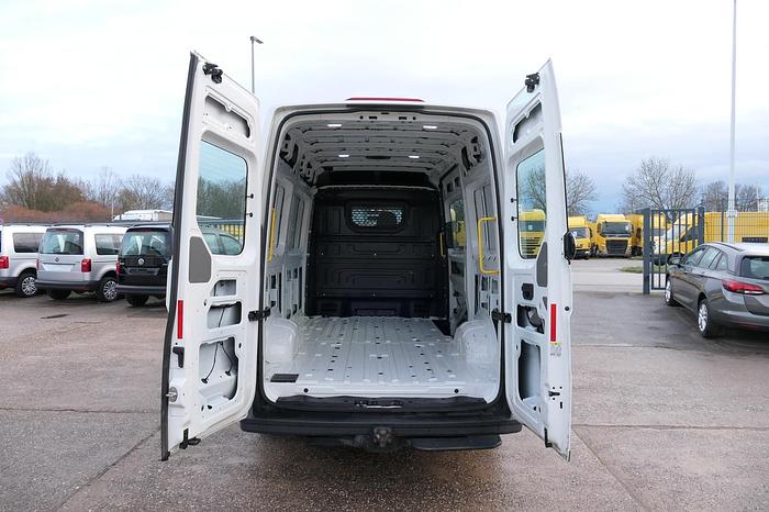 Gebraucht Volkswagen Crafter 35 2,0 TDI 4 Motion 3 Sitzer Hochdach AHK Klima