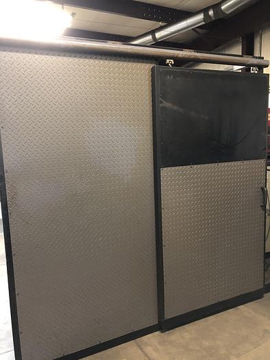 Used FANUC ARCMATE 200iB MIG WELDING CELL WITH A/B SIDED INDEX TABLE AND 7TH AXIS SERVO HEADSLTOCK