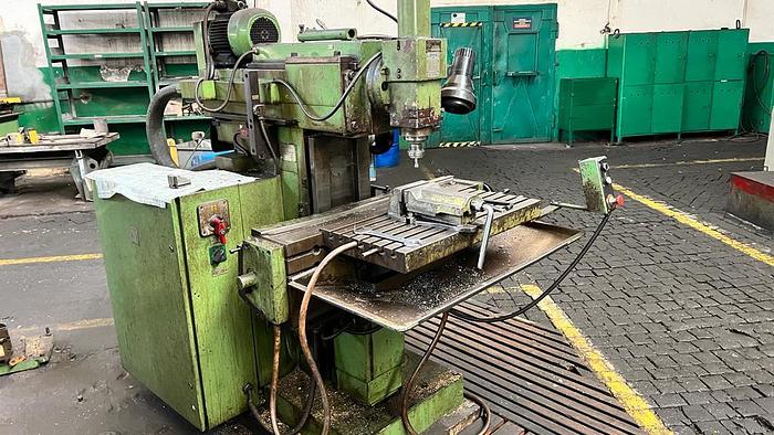 Used Frezarka narzędziowa FNF 40P1