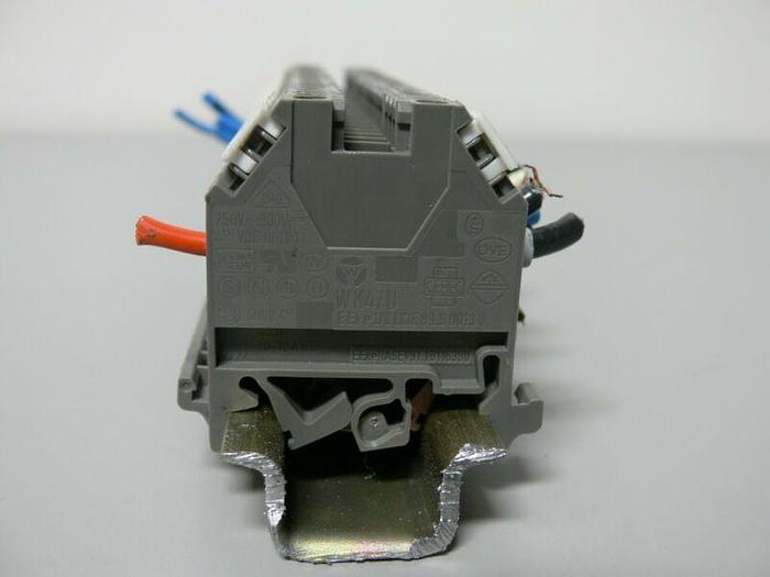 Used Lot of 23 Kema Keur WK4/U Terminal Blocks Mounted on DIN Rail
