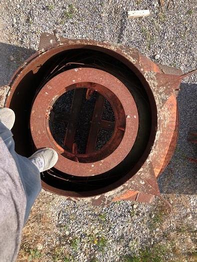 Used 48″ New Hampton Precast Manhole Forms