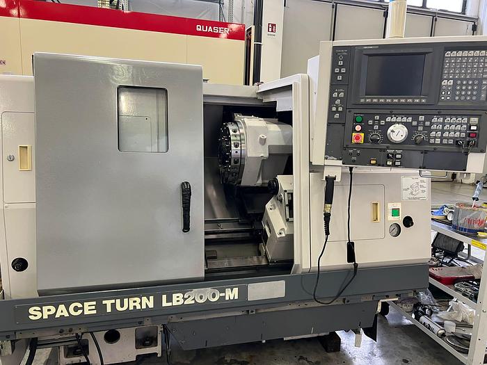 Usato 2005 OKUMA  LB 200M