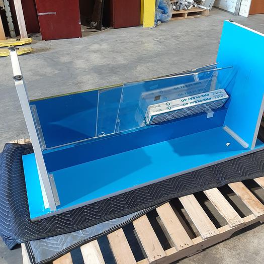 Used Used Microzone Corporation Horizontal Laminar Flow Work Station.