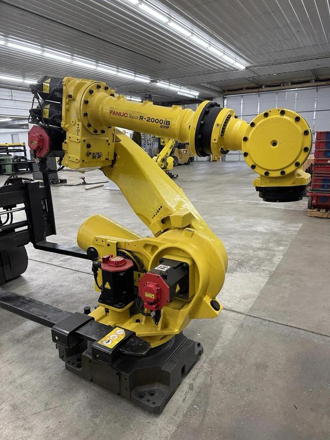 Fanuc R-2000iB 210F with R-30iB Controller (Fully Reconditioned)