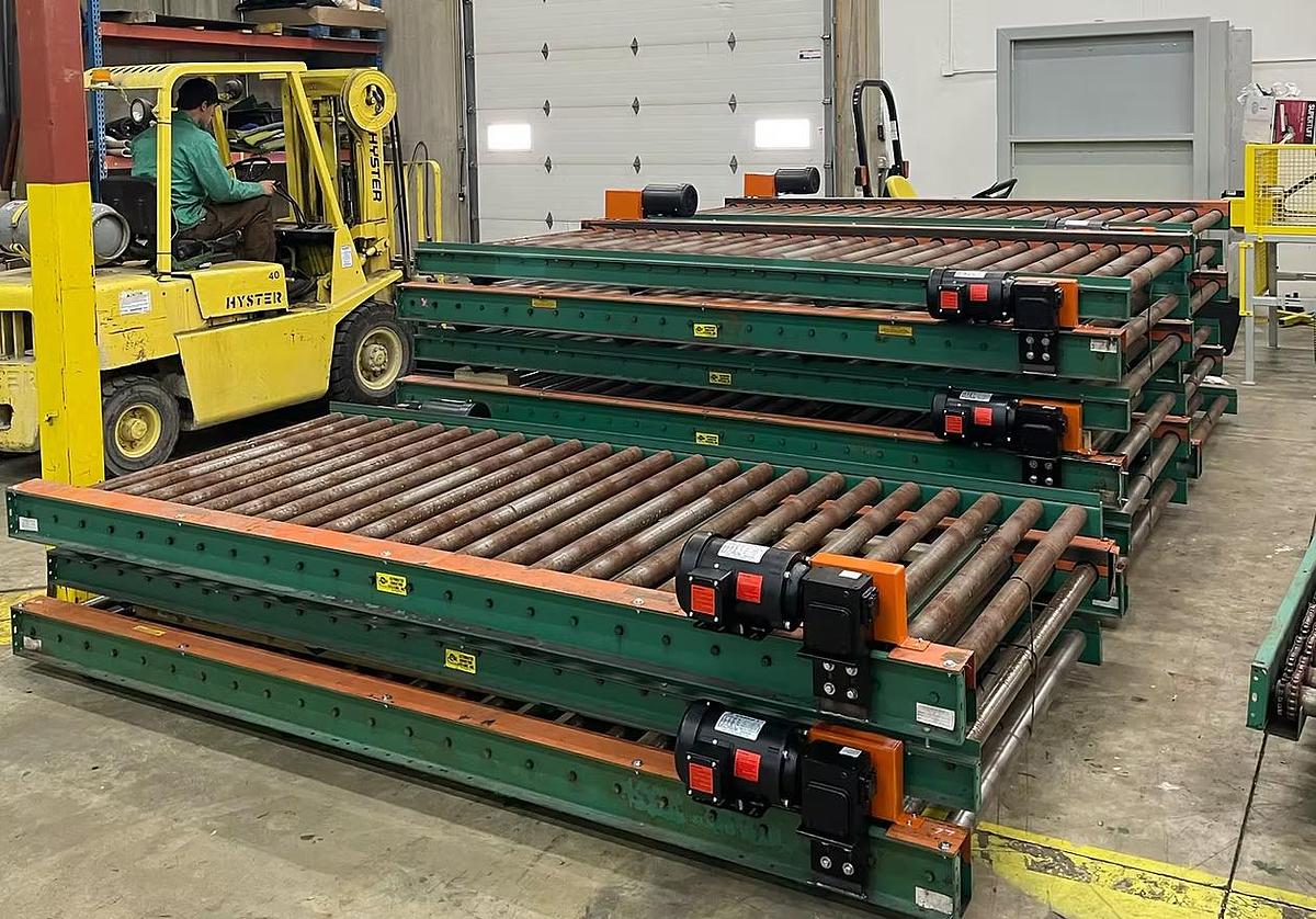 Used POWERED CONVEYOR
