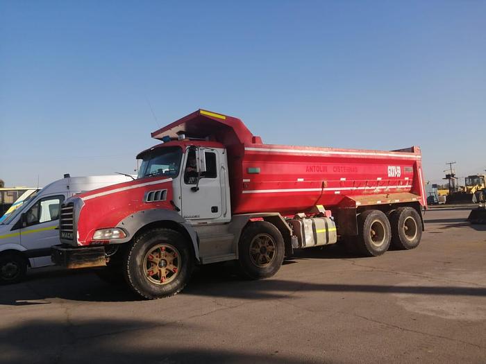 Usado 2015 TOLVA MACK GU813E