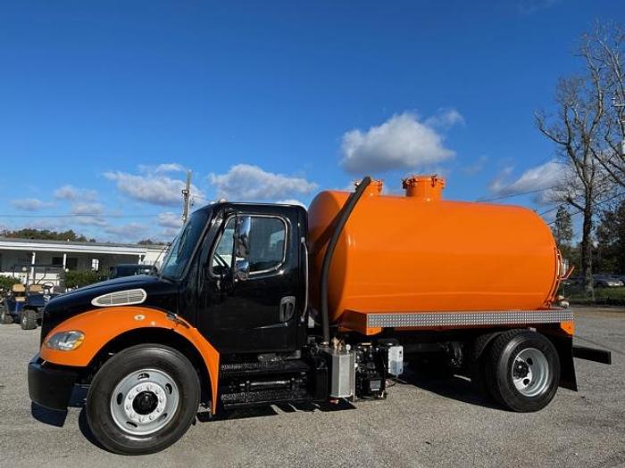 Used 2015 Freightliner M2, Cummins ISB, allison auto NEW 2500 gallon