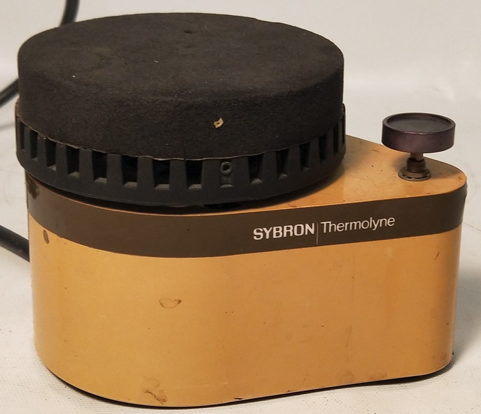 Used Thermolyne MaxiMix I 16700 Vortex Mixer