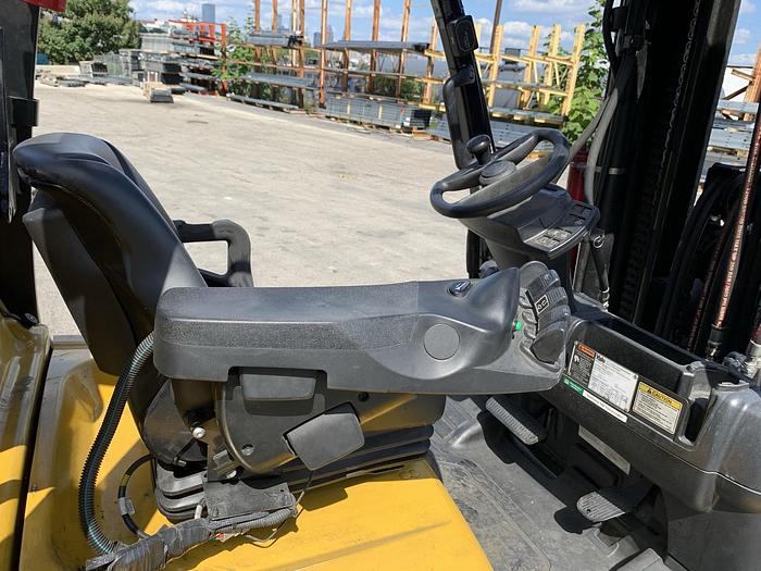 Used 12,000 POUND YALE ROLL CLAMP TRUCK W/ 72" CASCADE PAPER CLAMP