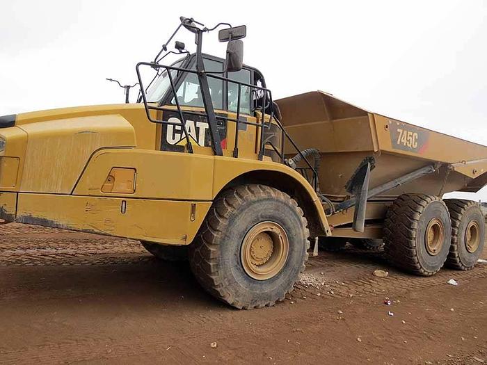 Used 2016 CATERPILLAR 745C