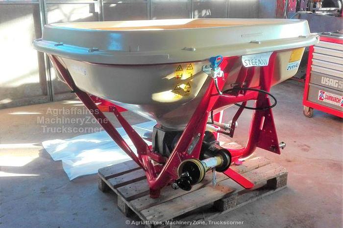 Vicon Spandisale / spandiconcime a pendolo PS954