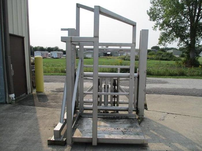Used RMF Side-Load Pallet Lift; Md#100