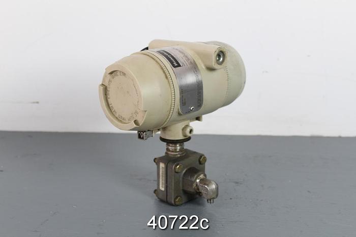 Used Honeywell ST300 Smart Transmitter, Model STG170-F1G-00000-MB.SM.F1C3-514E #40722